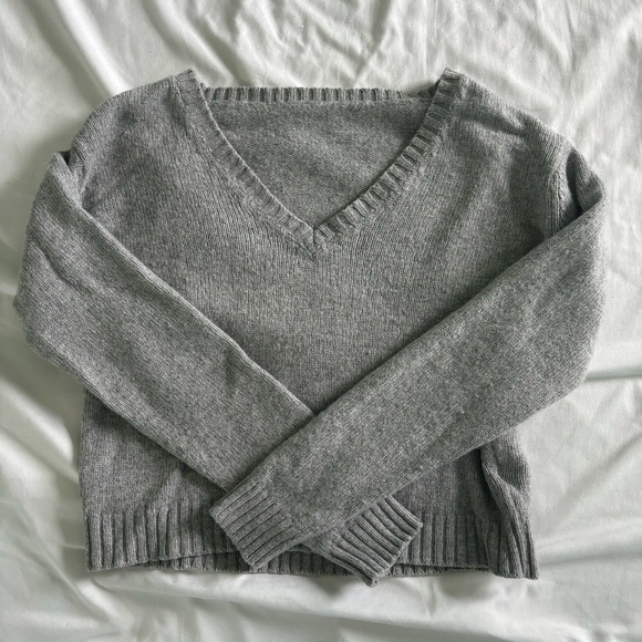 Sweaters - Grey Cropped Sweater